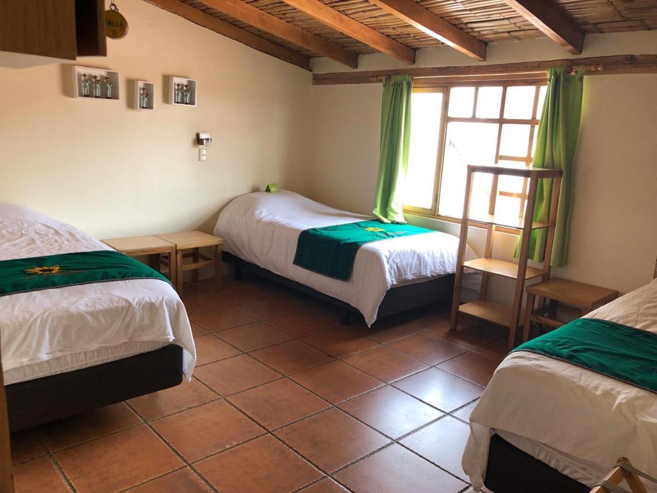 Inti Sisa Art Guesthouse Guamote 外观 照片