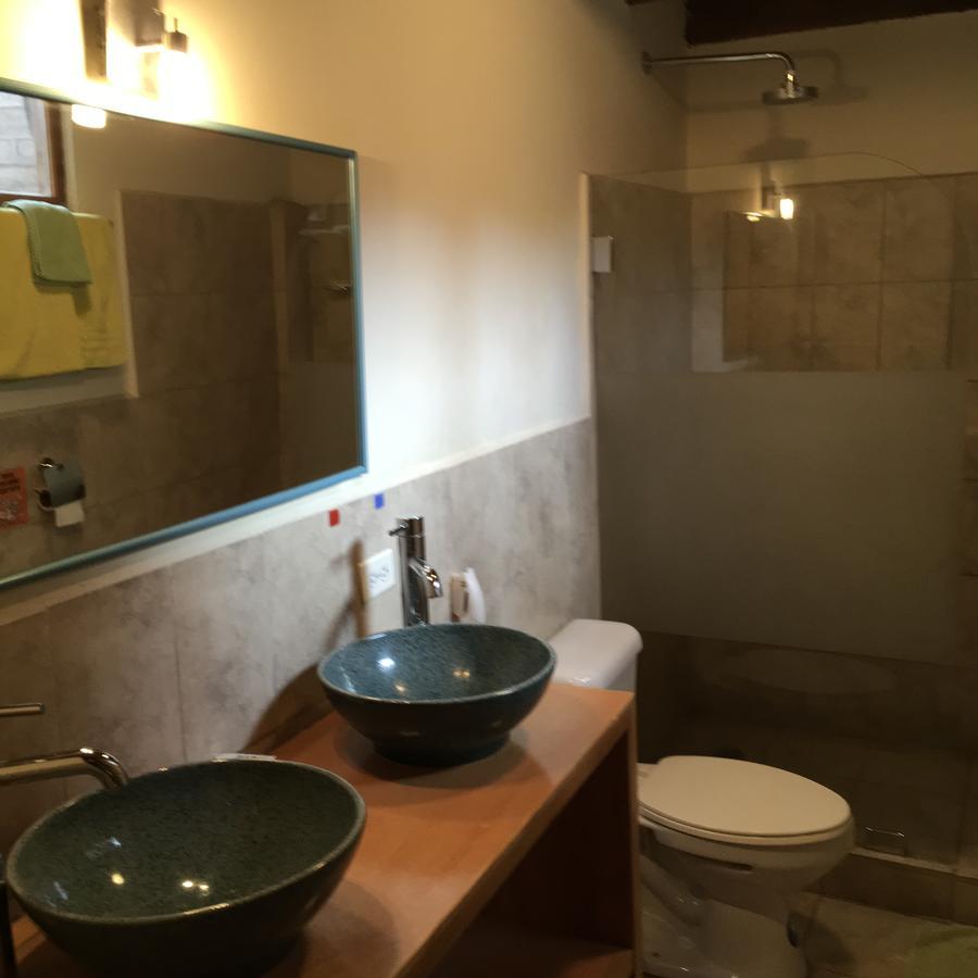 Inti Sisa Art Guesthouse Guamote 外观 照片